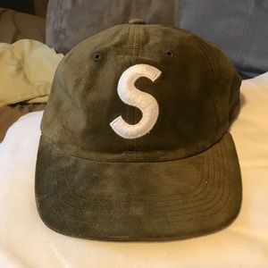 Supreme suede S cap olive green